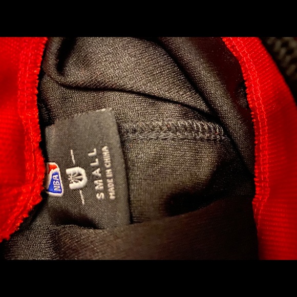 Mens Chicago bulls Shorts NWT - Picture 6 of 6